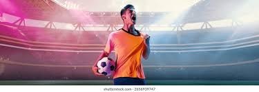 1.5亿买两个同水平的边角料中锋，曼联真是神人